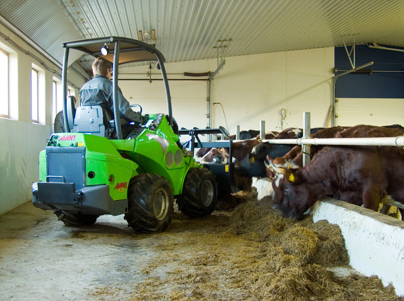 Godet multifonction a36304 avant tecno oy_1