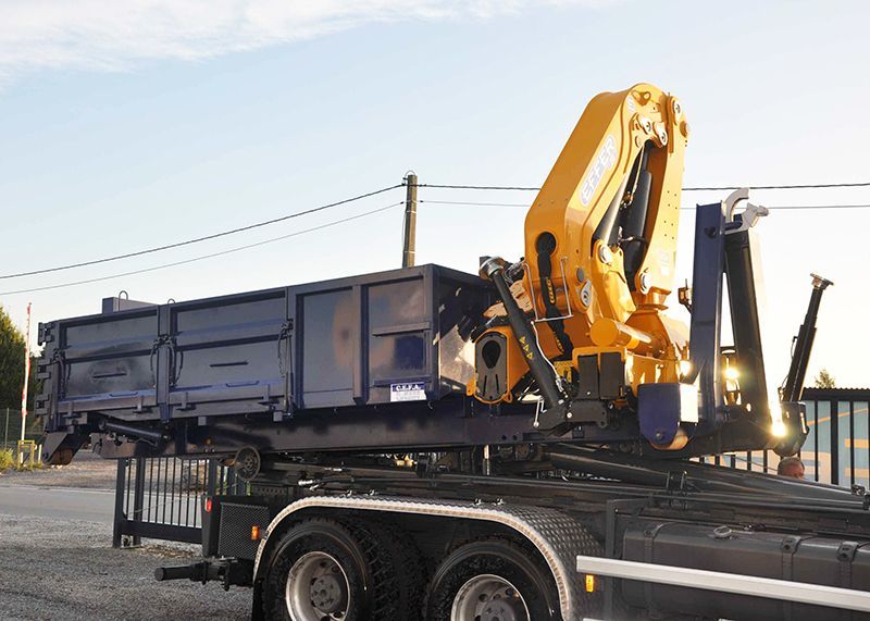 Grue auxiliaire medium 350 - Effer - pression 350 bar, capacité de levage 10 à 30 txm_1