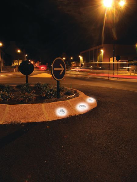 Plolw - plot routier solaire led - signals - 116 mm_1