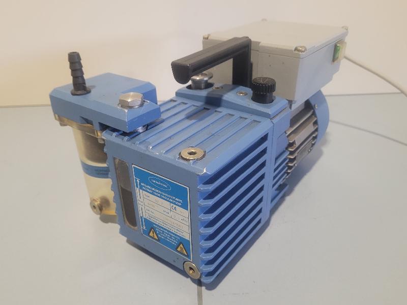 Pompe à vide à palette vacuubrand rz2 (rz 2)_1