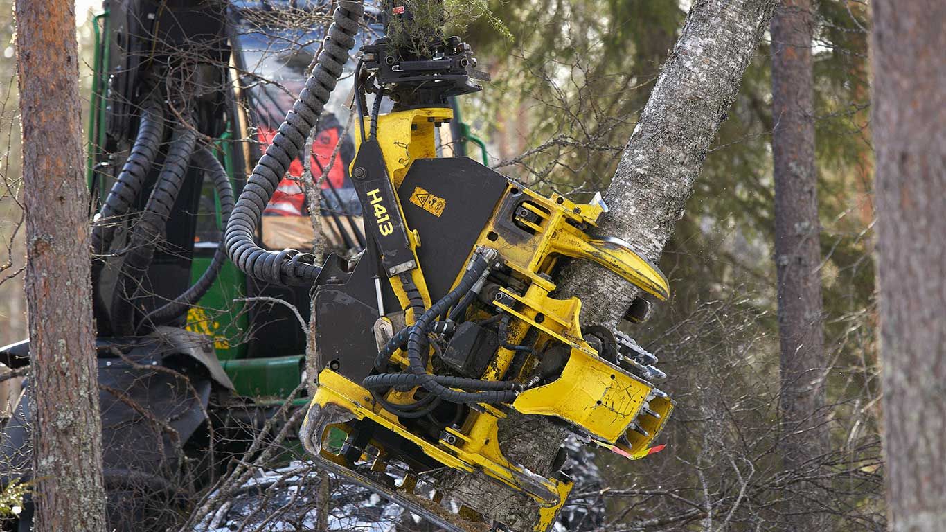 H413 - tête d'abattage John Deere - rouleaux d’entraînement hydrauliques et différentiel mécanique_1