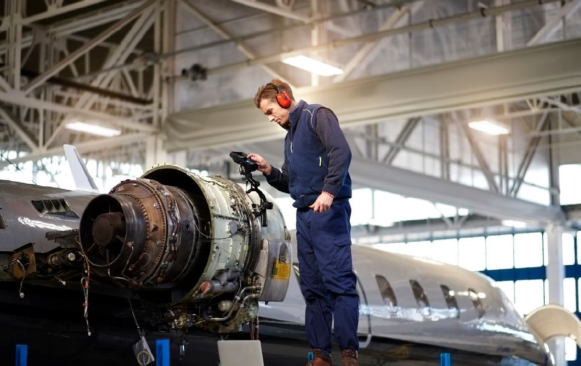 Luminaire industriel - Faible éblouissement 130 lm/W - Éligible fiche CEE IND-BA-116 - 150/200W - IP65 IK08_1