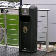 Integro Ville Cigarette - Poubelle publique Glasdon - 35 litres - Ouverture avant et grille en acier inoxydable_1