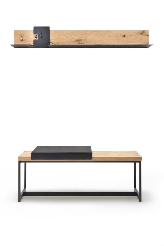 Banc design en chêne miel - Coussin en cuir noir - Piétement en métal noir - Dimensions L125 x H50 x P42 cm_1