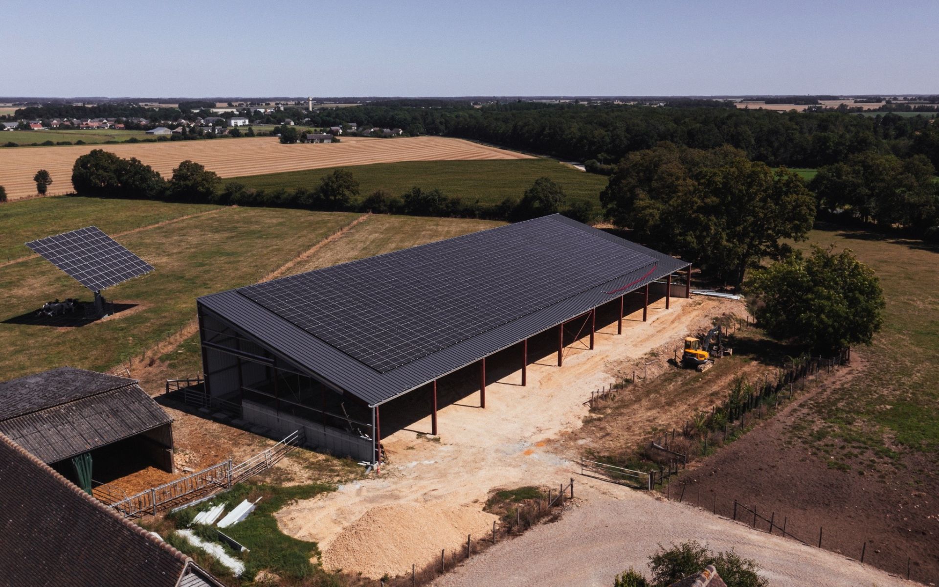 Hangar solaire monopente (493 à 1821 m²)_0