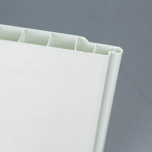 Revêtement plafond en lambris PVC étanche et hygiénique