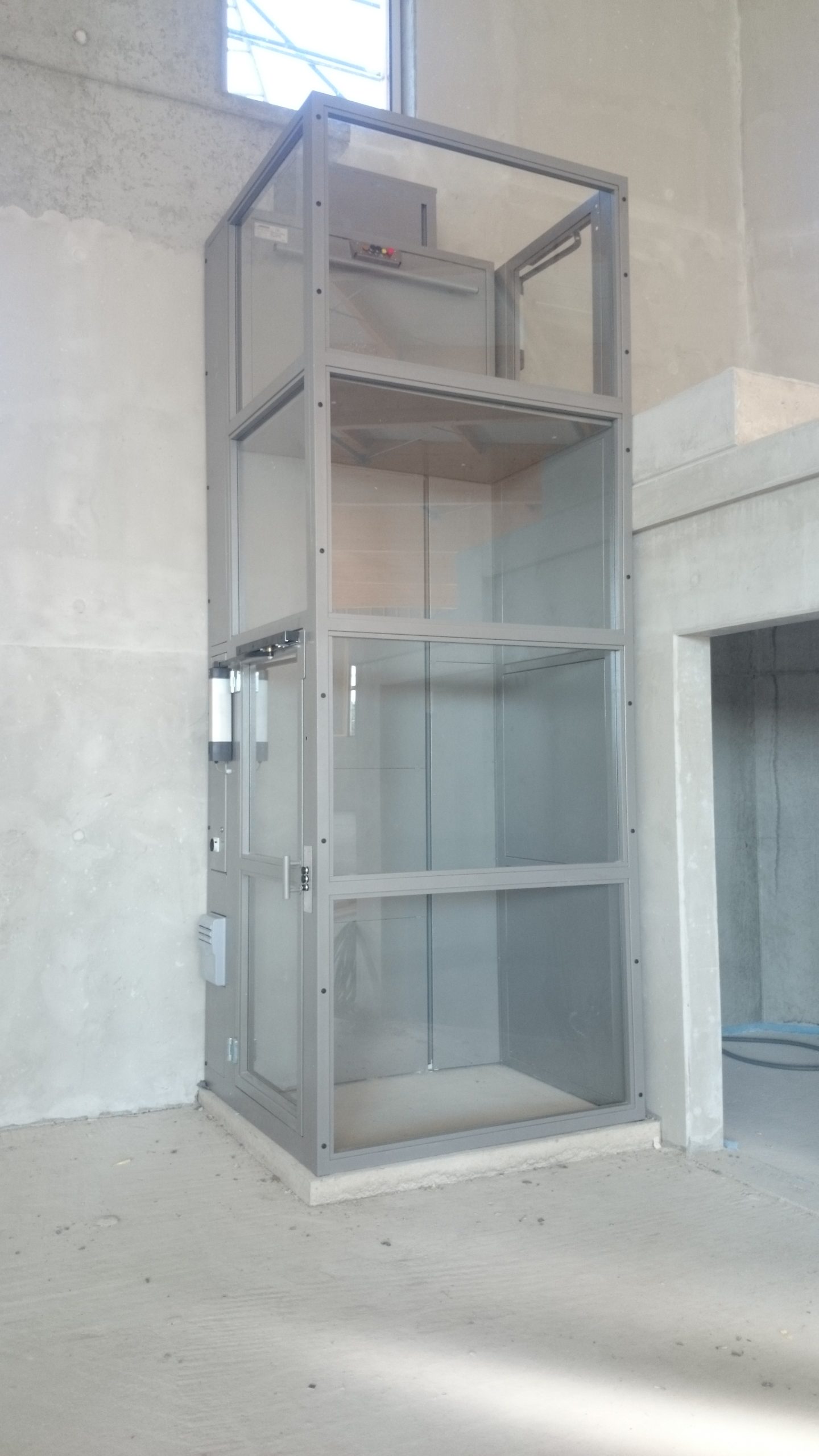 Plateforme élévatrice verticale pour une vie sans obstacles - lehner alpin z300_2