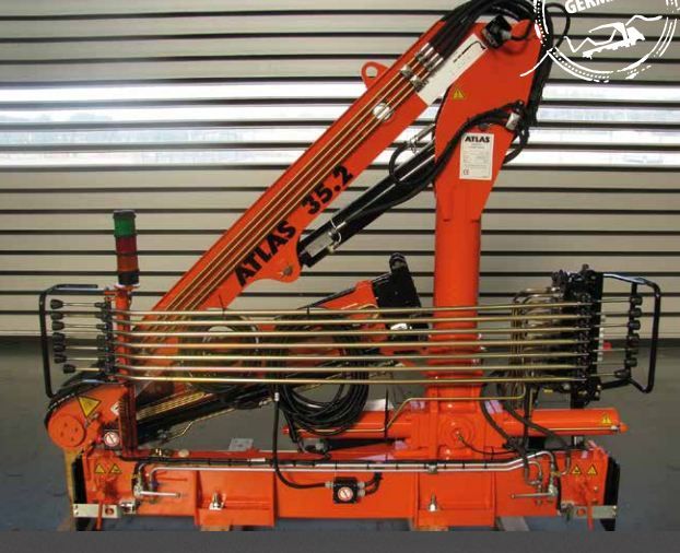 Grue auxiliaire Atlas 35.2 avec design compact