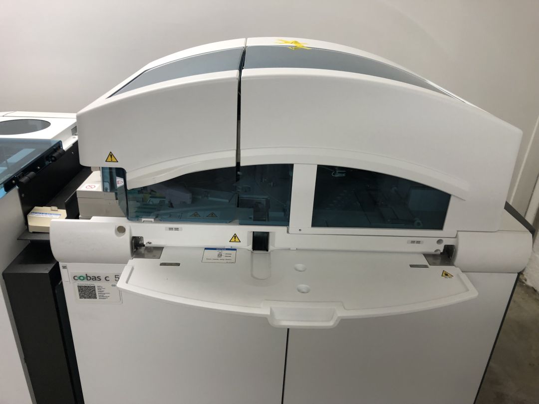 Système d'analyse biochimique roche cobas c 501 + cobas 6000