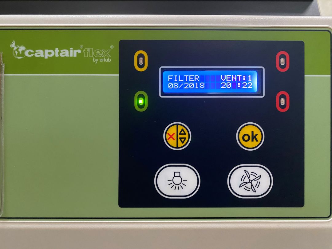 Équipement de laboratoire pharmaceutique d'occasion pour aspiration Erlab