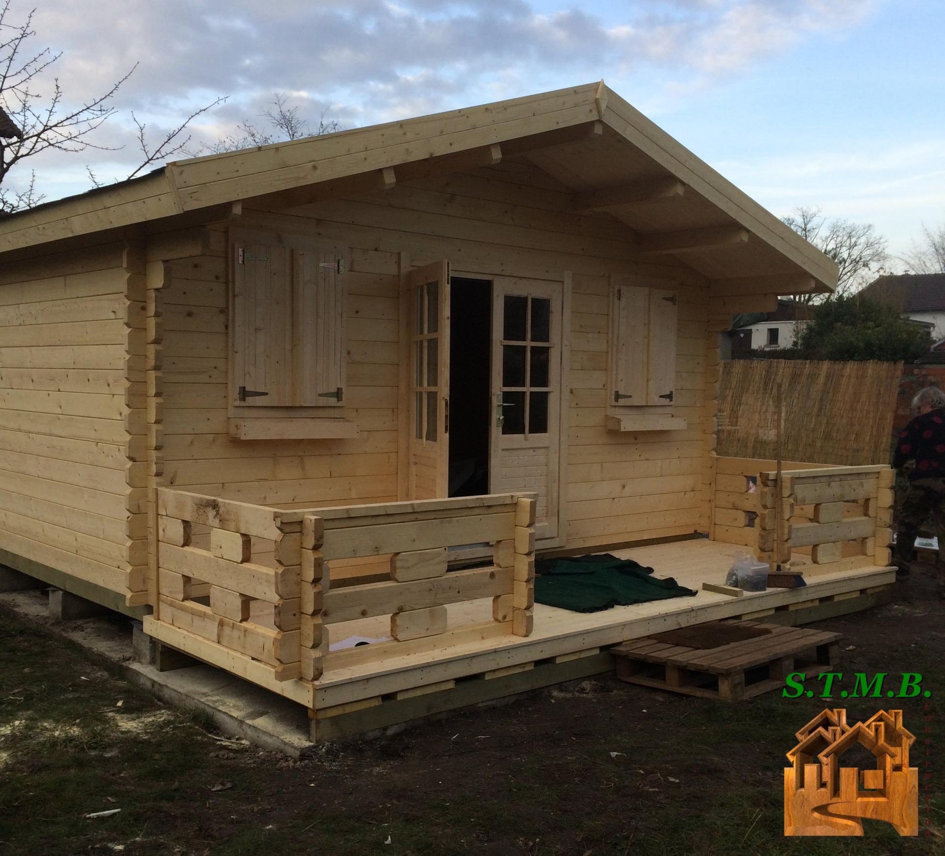 Chalet en bois plain-pied murier 20 / madrier 44 mm / 19.82 m² / en kit / toit double pente_1