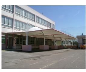 Préau 270m2 - 4 structures juxtaposées - 5 poteaux_1