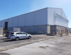 Complexe industriel à structure métallique en acier - bardages métalliques - pour tout type d'activité - CUALIMETAL_1