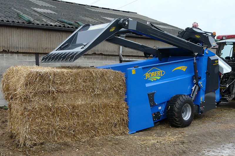 Dp 700 GT - Désileuse pailleuse traînée 7 m3 - Robert - équipements haute résistance, paillage jusqu'à 20m_1