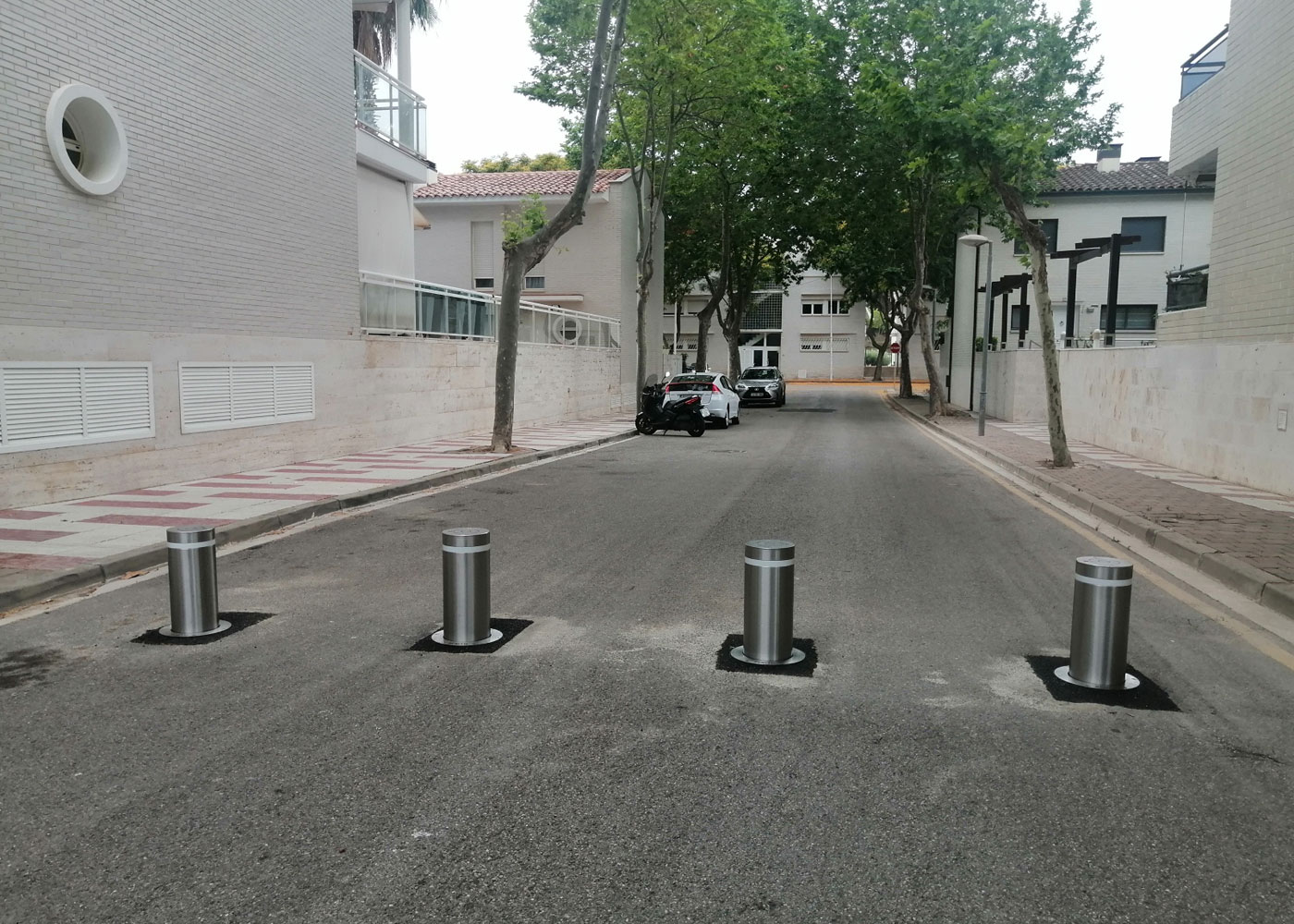 Borne télescopique semi-automatique avec clé - Contrôle des accès voie publique et copropriétés - h2208_1