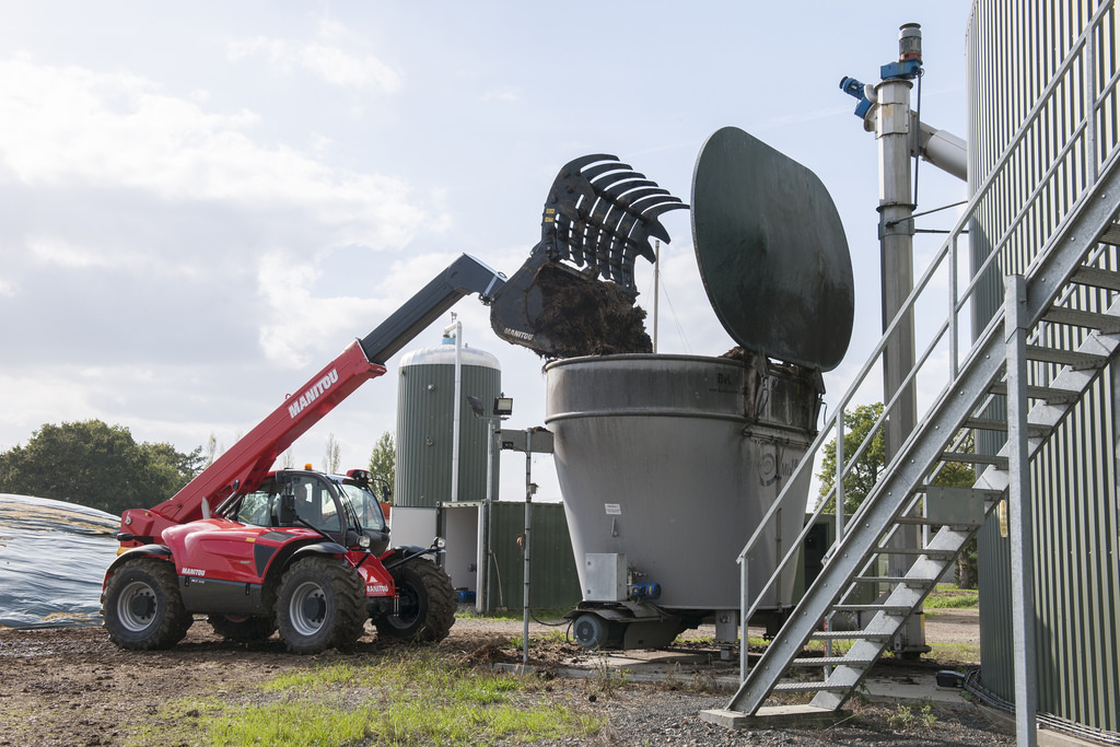 Godets à grappin grande capacité agricole cbg 2480/2000 ms - manitou_1