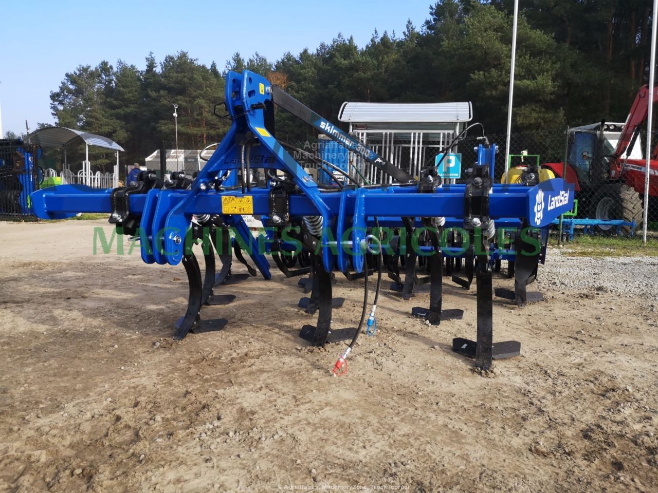 Déchaumeur à dents Landstal APB 300 - largeur de travail 3 mètres - neuf_1