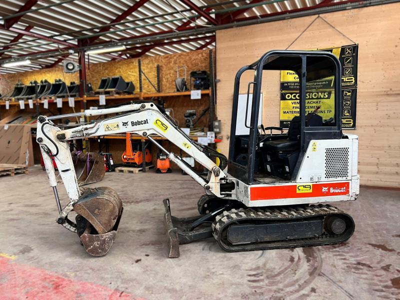 Bobcat 325 mini-pelle 3T (NET DE TVA)_1