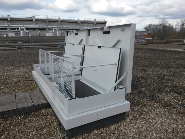 Capot  acier double-couvercle  pour accès eau potable_2