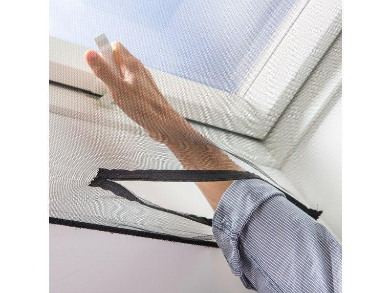 Moustiquaire pour fenêtre de toit - 150x180 cm - Polyester noir - Recoupable - Garantie 2 ans_1