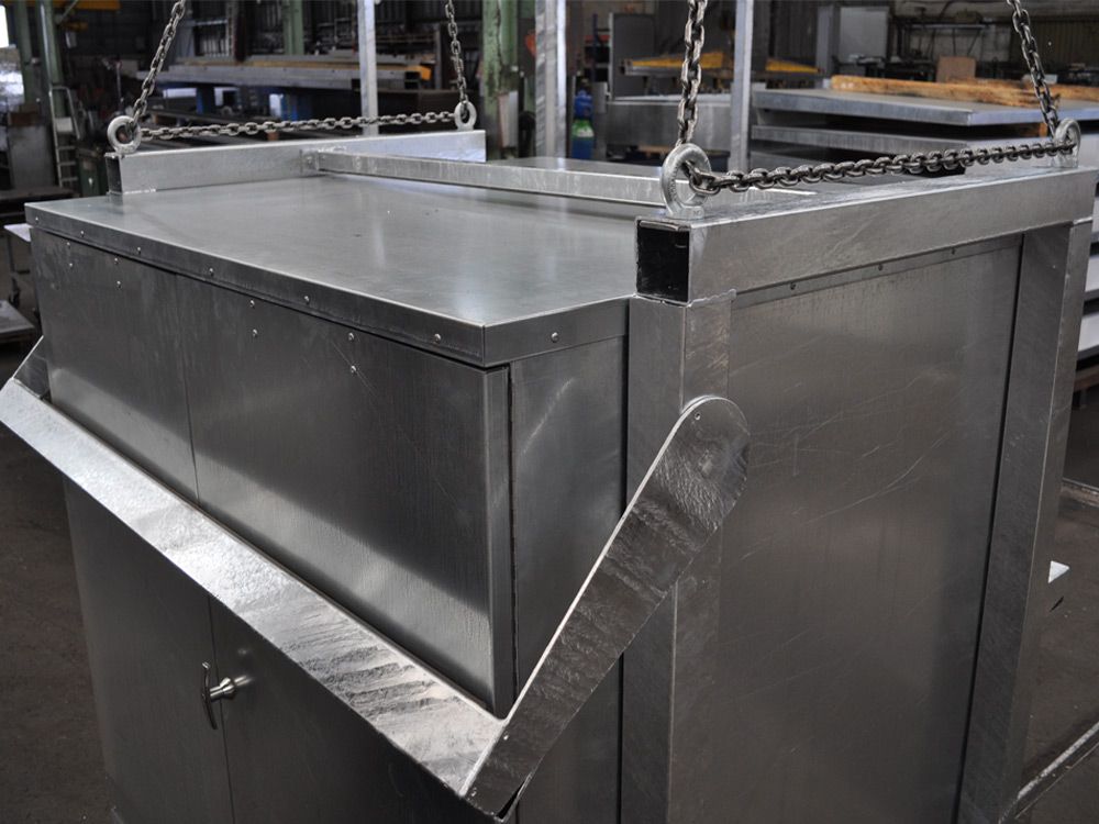 Box de stockage en acier galvanisé pour 4 fûts de 220L - abri de rétention élingable - fabrication française_1