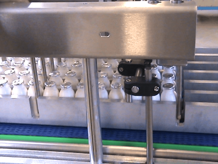 Groupeur à herse  par la mise en accumulation de produits cylindriques en couloir_1