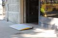 Rampes Threshold Ramps - adaptées pour chariots, rolls, caisses et personnes à mobilité réduite_1