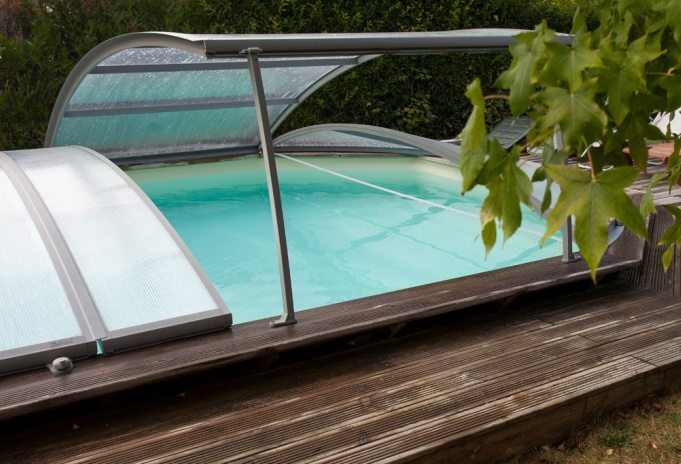 Abri piscine / amovible / manuel / en polycarbonate alvéolaire et alumnium_2