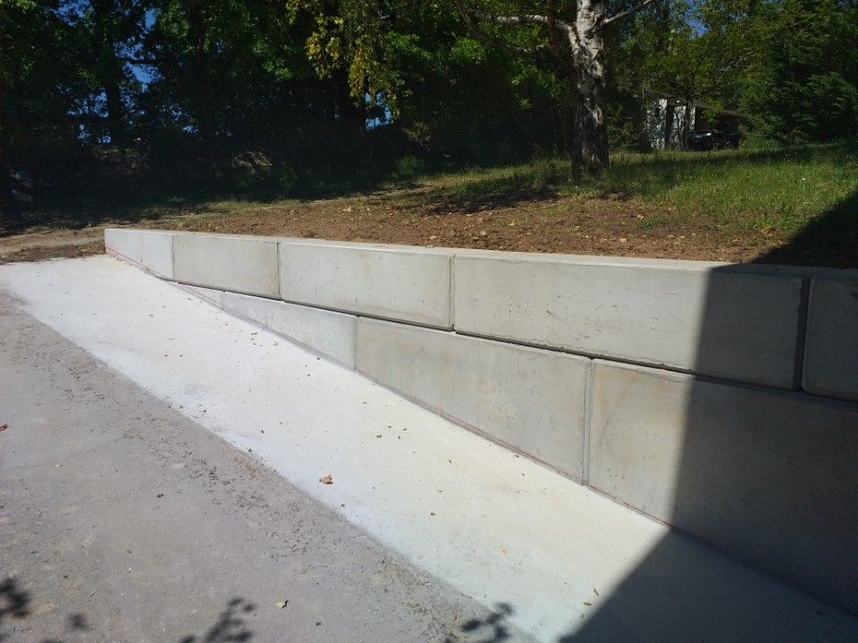 Matériaux en béton pour mur de soutènement