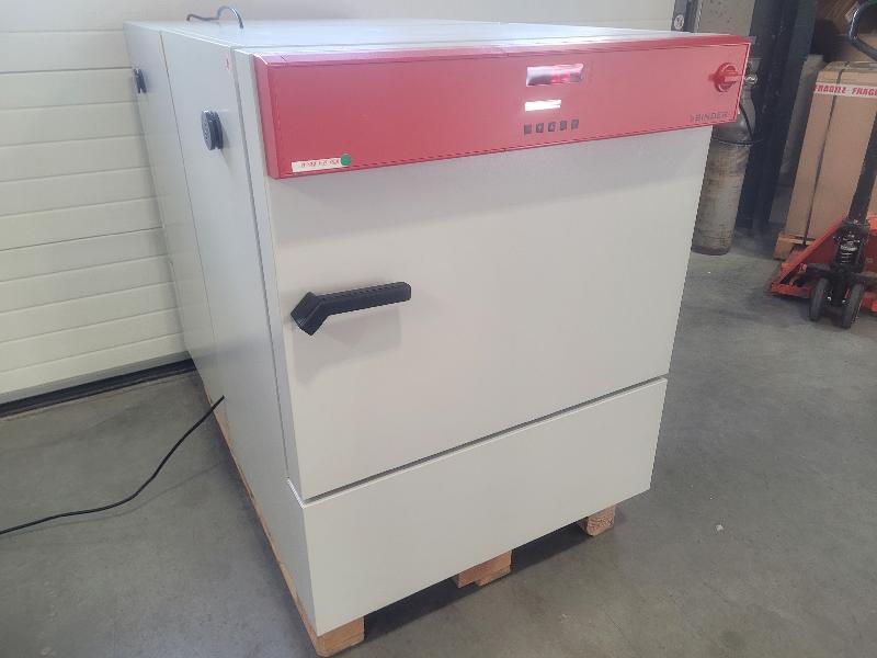 Incubateur / étuve réfrigéré BINDER KB-115 avec convection forcée 100°C_1