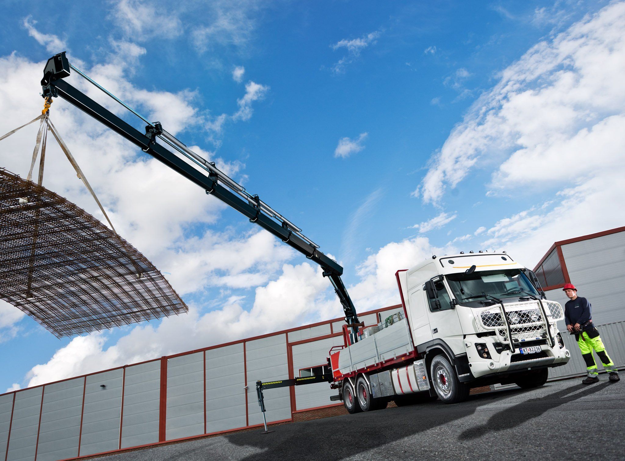 X-HiPro 192 - Grue auxiliaire HIAB - Commande à distance - Portée hydraulique 8.62 à 10.68 m - 19 tm_1