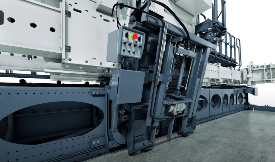 SP 64 - Machines à coffrage glissant Wirtgen - 155 kW / 211 ch - Modulaire et adaptable pour routes et aéroports_1