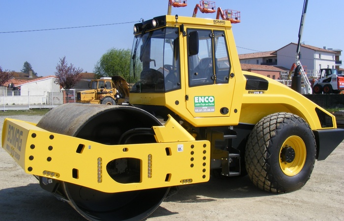 Compacteurs monocylindre bomag bw219 d4_1