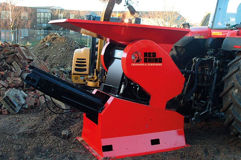 Concasseur version transportable avec attelage 3 points - 3000/3000 TM RED RHINO_1