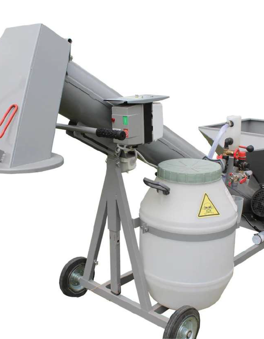 Équipement de traitement des grains avec trémie de chargement basse