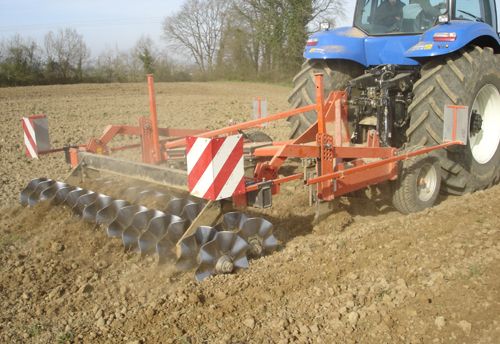 Arasol - décompacteur agricole Razol - modèle AVS et AVR pour éclatement en profondeur_1