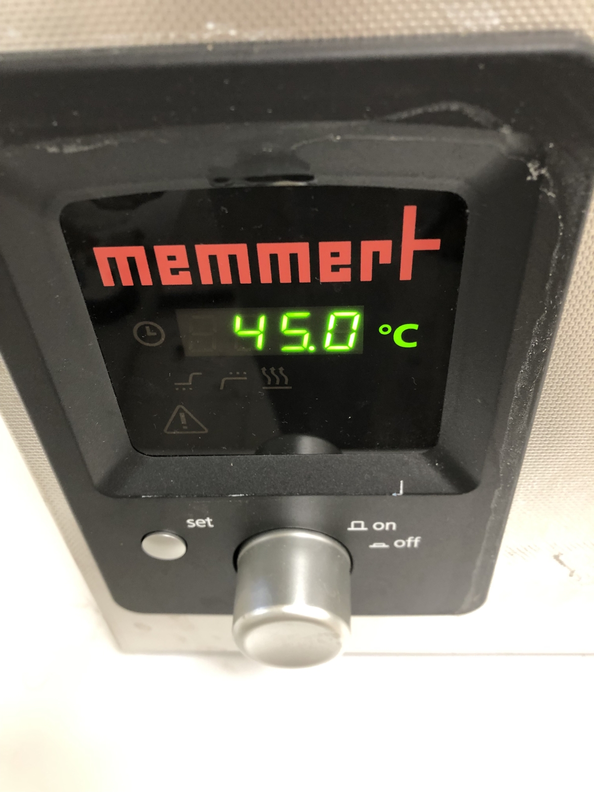 Bain marie pour laboratoire pharmaceutique Memmert WNB 10 - Référence P2205-1460 - Occasion_1