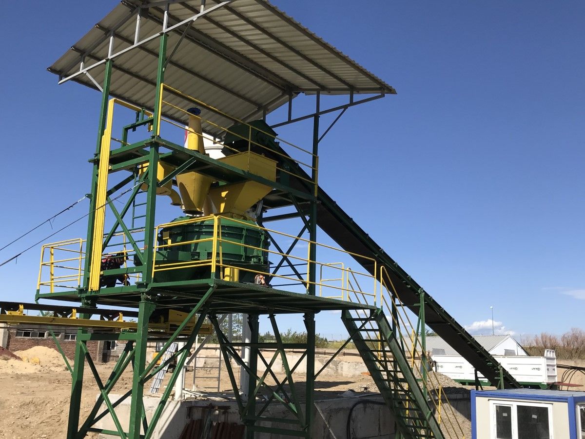 Offre spéciale : Centrale à béton 30 m³ - Garantie de 3 ans - Mélangeur planétaire et silo à ciment 45 tonnes_1