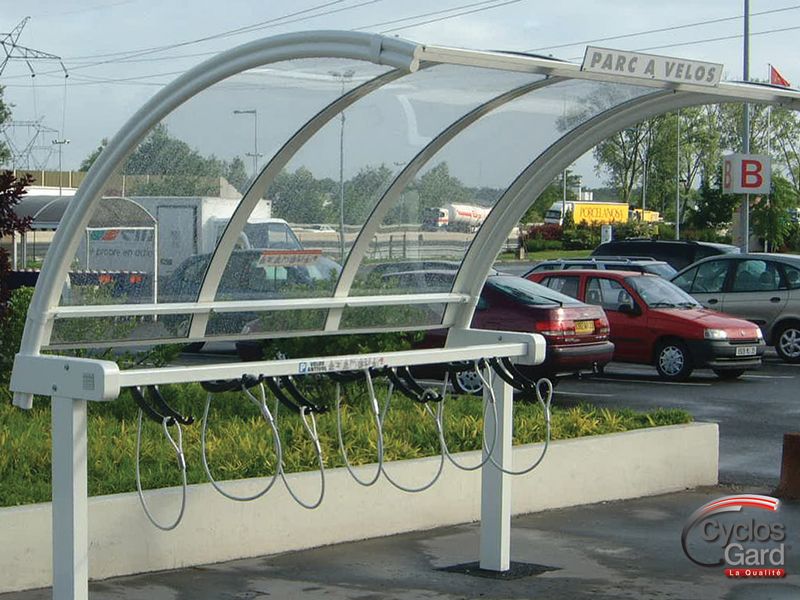 Abri vélo ouvert arcade / structure en acier / toiture en plexiglas / pour 9 vélos_0