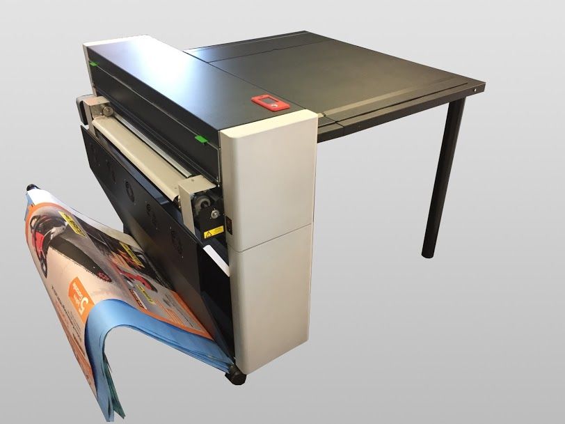 GeraCut 210 XY - Coupeuse de plan compacte pour papier 90-160gsm et matériaux flexibles_1