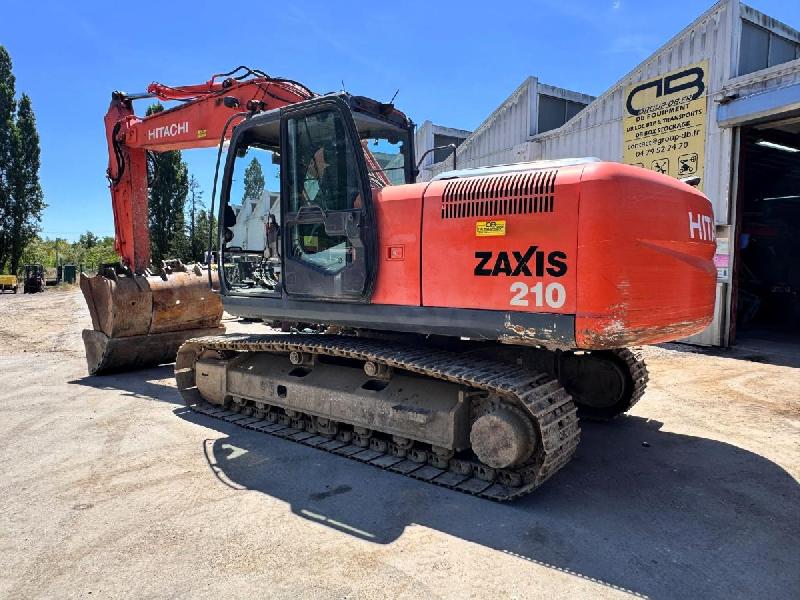 Hitachi ZX210-3 Pelle sur chenilles 22T_1