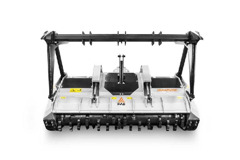 Broyeurs à transmission mécanique UMM/S - pour tracteurs - 180 à 350 ch - Avec rotor à marteaux fixes_1