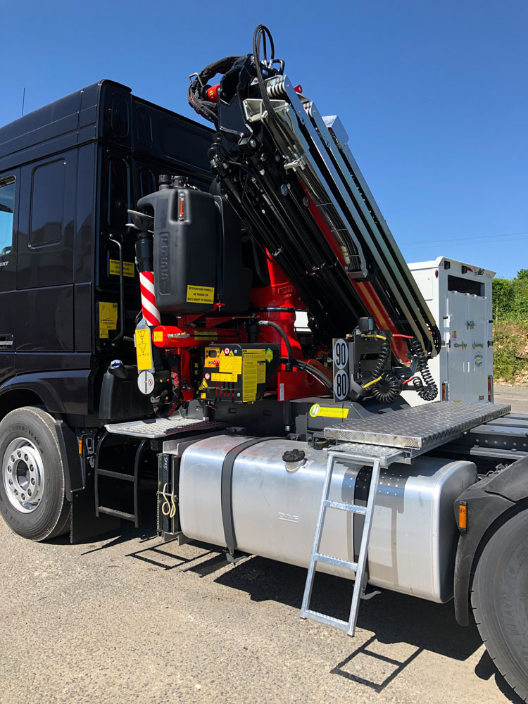 Grue de portée 13 à 38 t/m pour porteur, tracteur, remorque  - hpc_1