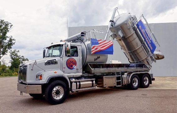 Koks Ecovac - Hydrocureur - Koks - Poids à vide 15,5 tonnes env., en fonction du châssis - Aspiration et transport de matières dangereuses_1