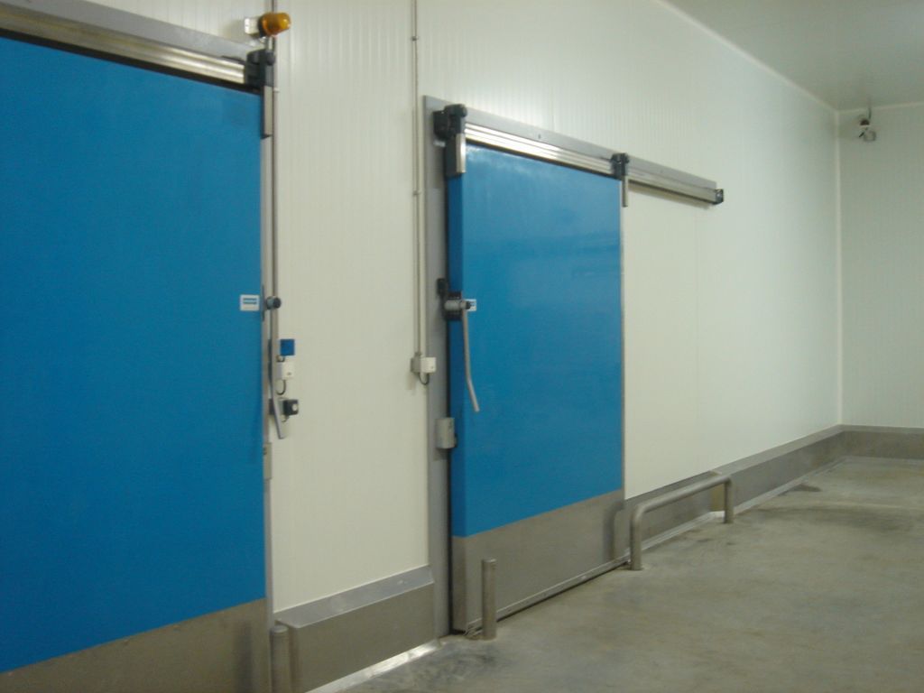 Porte de chambre froide coulissante - industisol - isotherme_1