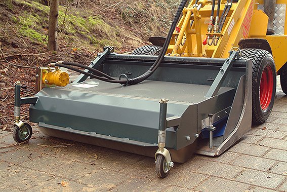 La balayeuse km 80/90/130 - knikmops rollmops_1