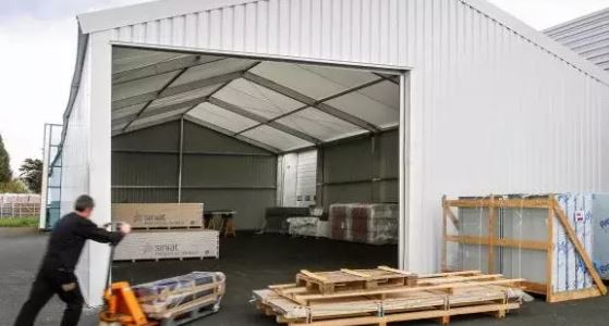 Bâtiment de stockage flexible et démontable -Portée libre de 10 m, 15 m ou 20 m et hauteur latérale de 4m - Easycover_1