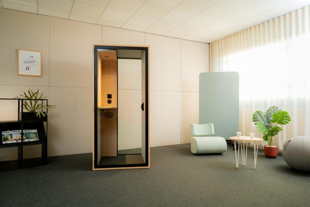 Cabine acoustique  pour des coups de fil en toute discrétion et dans le plus grand confort - Essentielle S_1