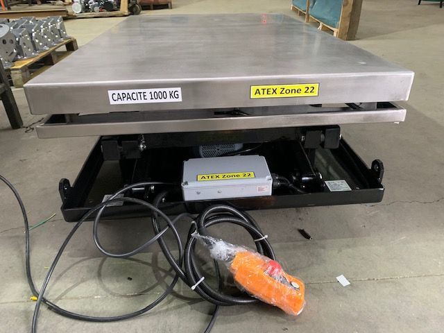 Table élévatrice électrique - dimensions spéciales - acier peint, galvanisé ou inox - version inclinable ou ATEX sur demande_1