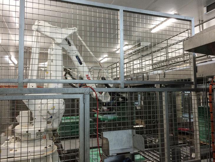 Ligne de palettisation SYSTEM - solution robotisée et personnalisée pour lignes très flexibles, avec alimentation modulable_1